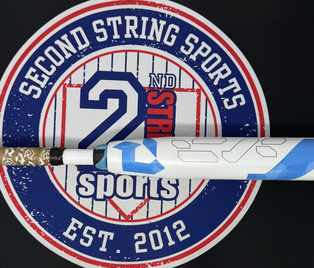 FASTPITCH SOFTBALL 2023 Demarini CF -11 Used Fastpitch Softball Bat Used 28 inch, 17 ounce Demarini