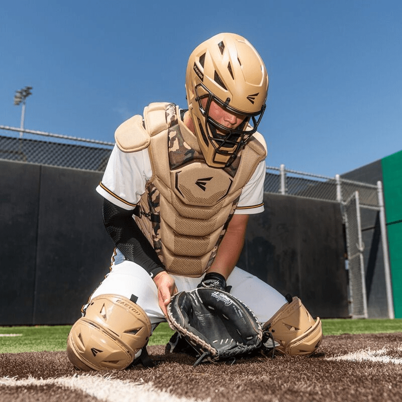 Catchers Gear & Mitts