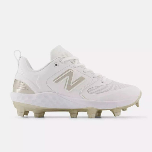 New Balance Women's V3 Molded Cleats