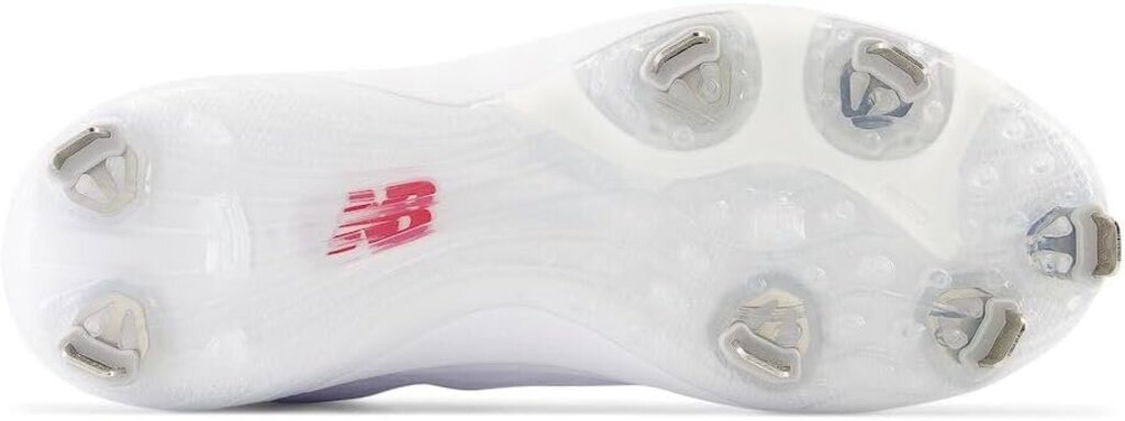 New Balance Women's Fuse V4 Metal Cleats