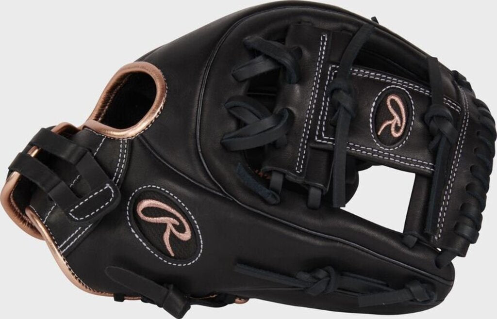 FASTPITCH SOFTBALL Rawlings R9 Series 11.75" Fastpitch Softball Glove Rawlings