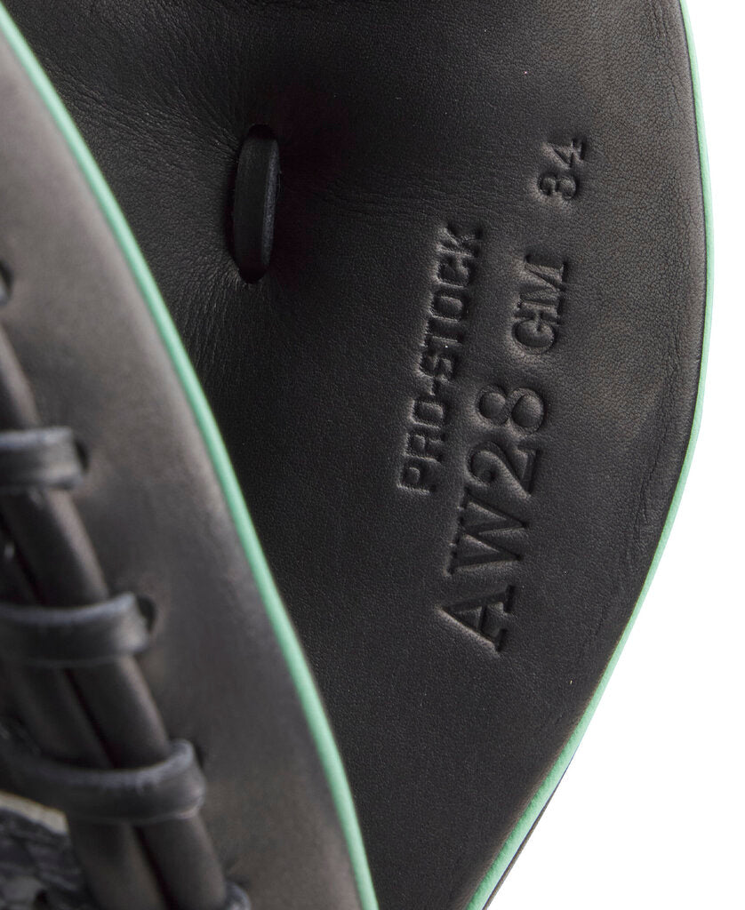 BASEBALL Baseball Catcher Mitt Wilson A2000 Austin Wells AW28 Fall 2025 - RHT Wilson