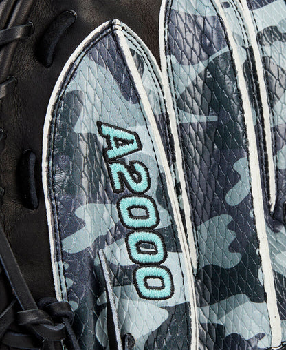 BASEBALL Baseball Catcher Mitt Wilson A2000 Austin Wells AW28 Fall 2025 - RHT Wilson