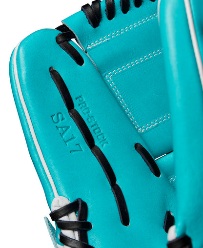 BASEBALL Spring 2025 Wilson 12" A2000 SA17 Baseball Glove - Left Handed Throw Wilson