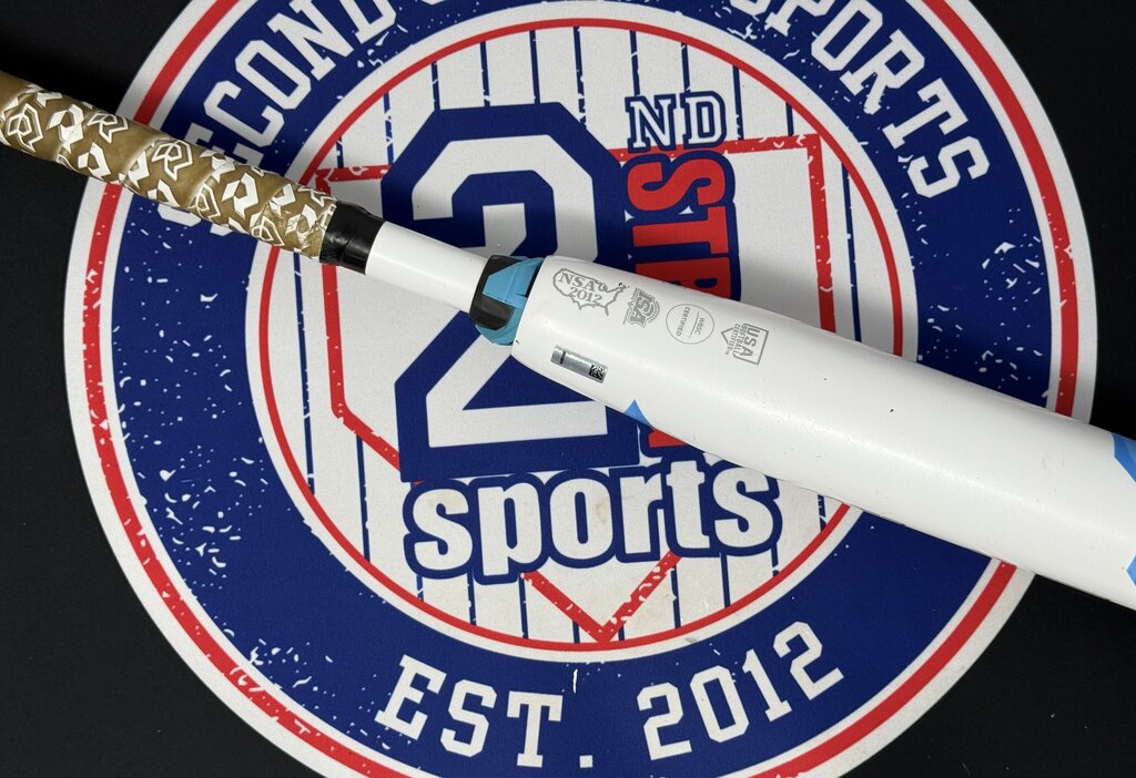 FASTPITCH SOFTBALL 2023 Demarini CF -11 Used Fastpitch Softball Bat 29 inch, 18 ounce Demarini