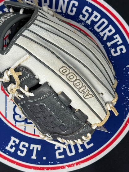 FASTPITCH SOFTBALL Wilson A1000 P12 12" Used Fastpitch Softball Glove Wilson