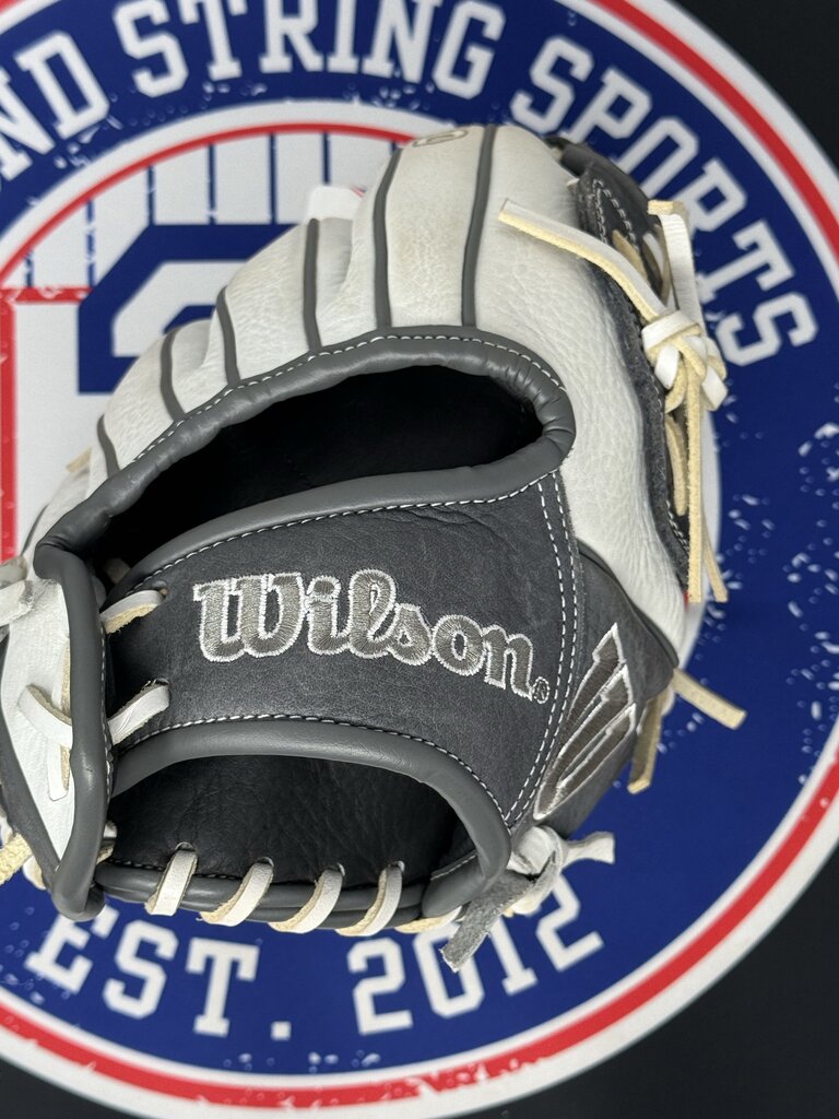 FASTPITCH SOFTBALL Wilson A1000 P12 12" Used Fastpitch Softball Glove Wilson