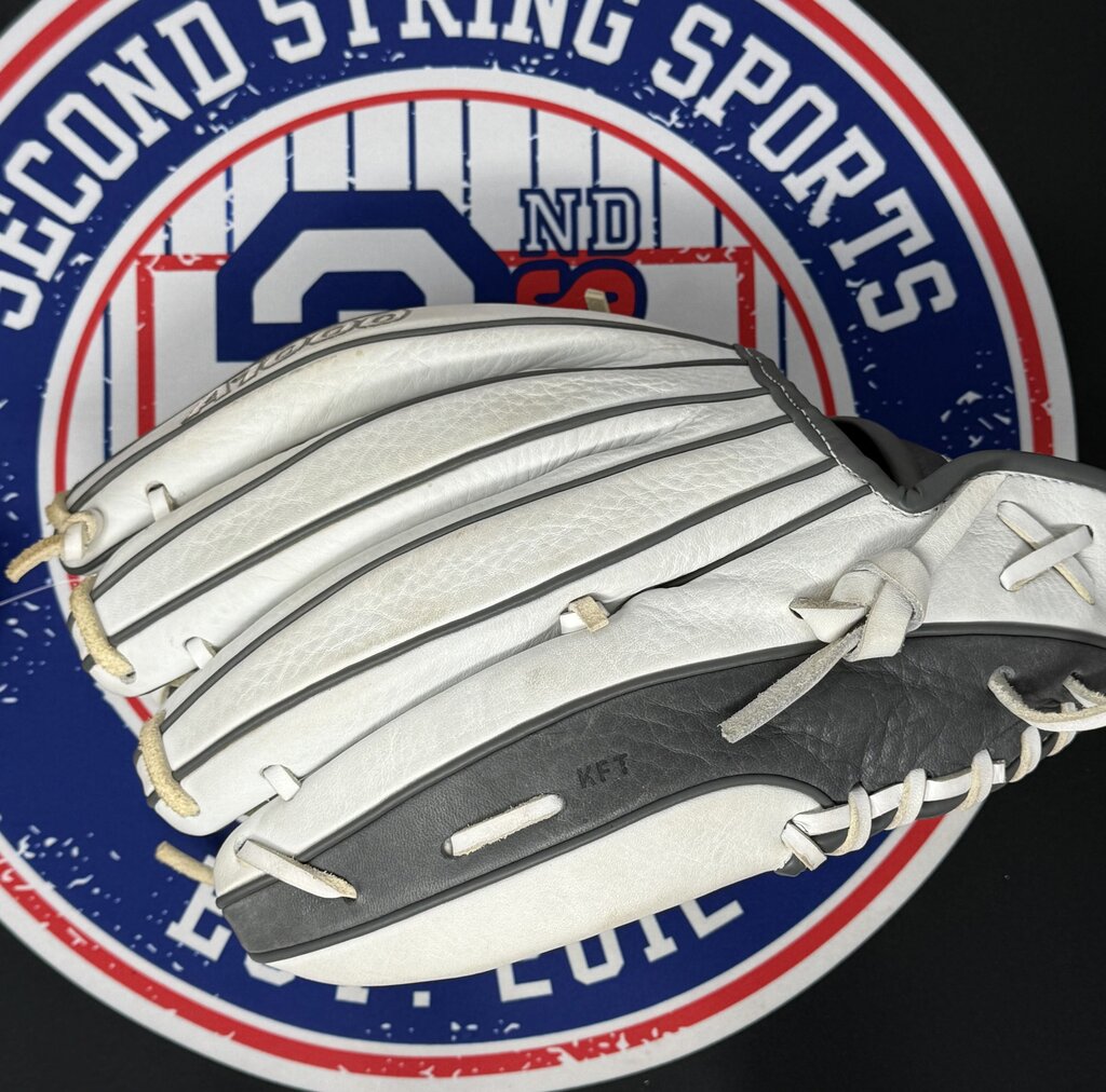 FASTPITCH SOFTBALL Wilson A1000 P12 12" Used Fastpitch Softball Glove Wilson