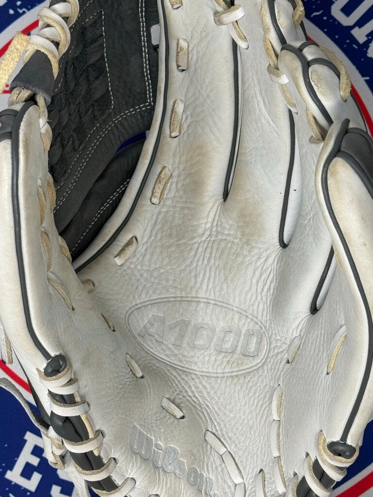 FASTPITCH SOFTBALL Wilson A1000 P12 12" Used Fastpitch Softball Glove Wilson