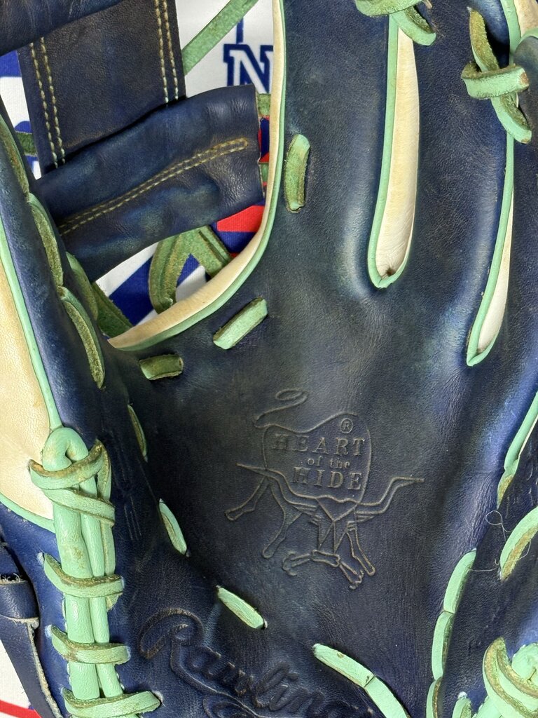 BASEBALL Rawlings Heart of the Hide 11.5" Used Baseball Glove Rawlings
