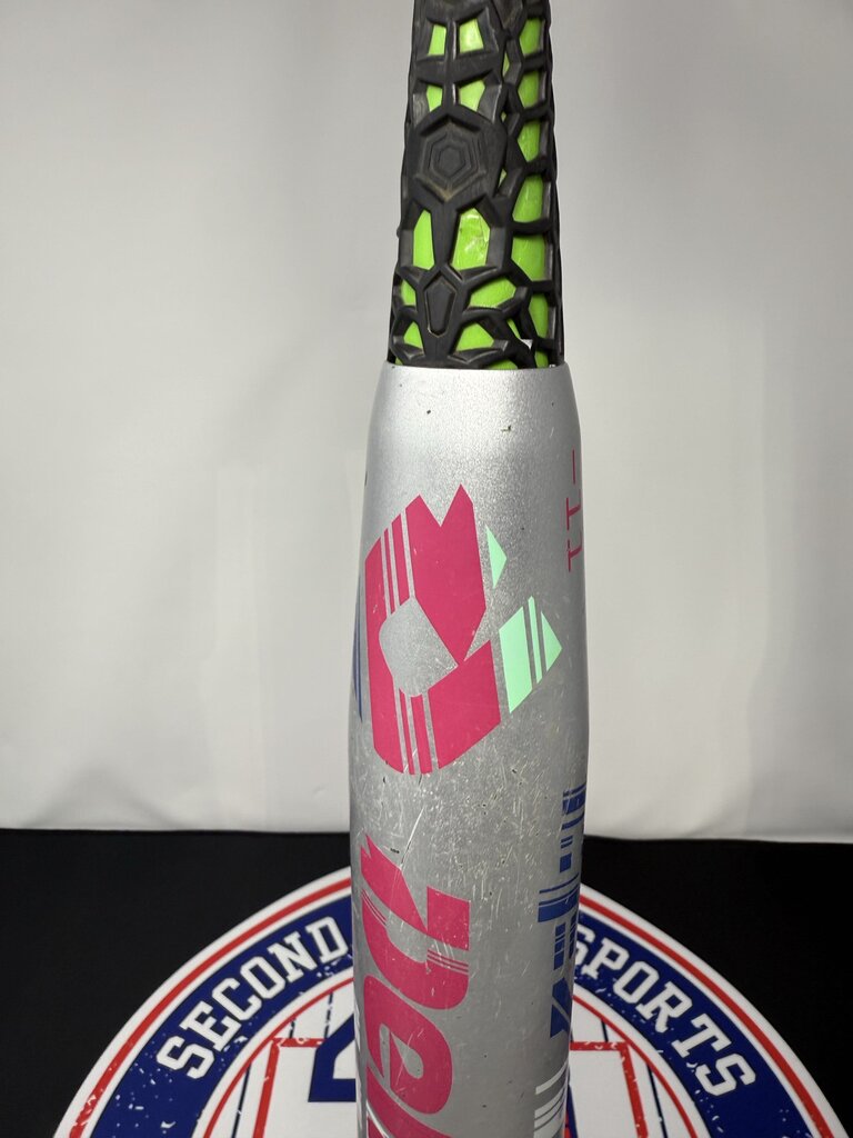 FASTPITCH SOFTBALL 2015 Demarini CF7 -11 Used Fastpitch Softball Bat 30 inch, 19 ounce (RARE) Demarini