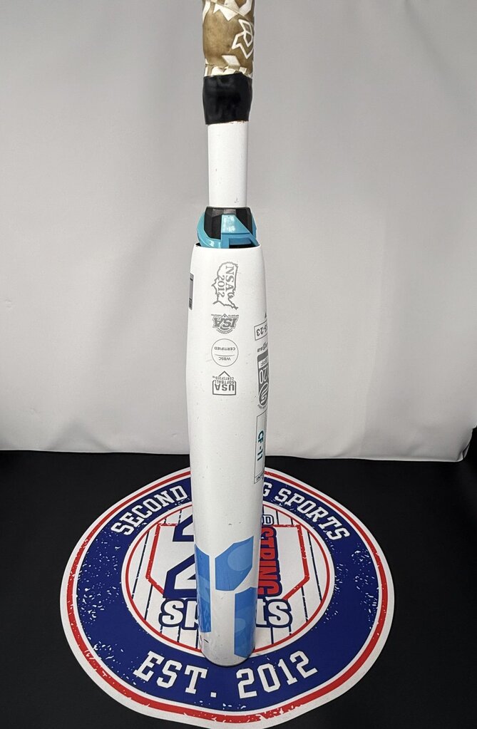FASTPITCH SOFTBALL 2023 Demarini CF -11 Used Fastpitch Softball Bat Used 28 inch, 17 ounce Demarini