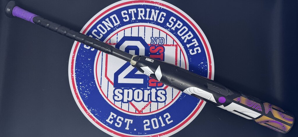 FASTPITCH SOFTBALL 2022 Demarini CF -11 Used Fastpitch Softball Bat 30 inch, 19 ounce Demarini