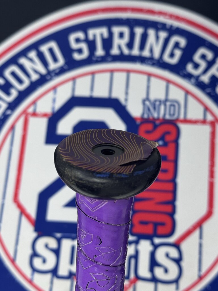 FASTPITCH SOFTBALL 2022 Demarini CF -11 Used Fastpitch Softball Bat 30 inch, 19 ounce Demarini