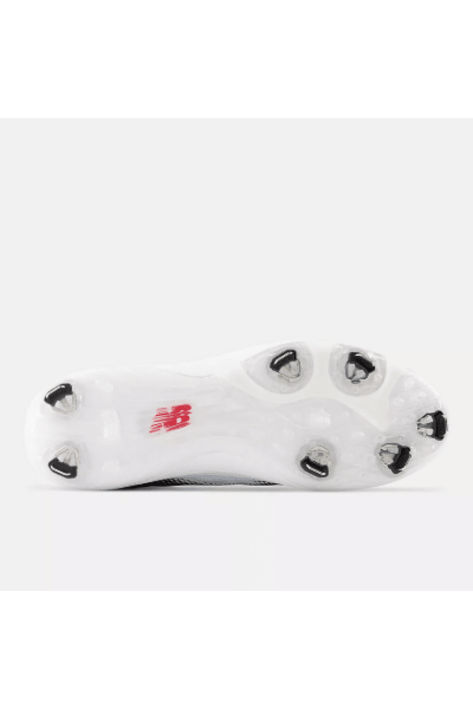 New Balance New Balance Men's 4040V7 Metal Baseball Cleats (Black or White) at 2nd String Sports Stuarts Draft VA